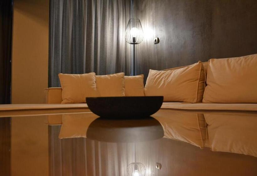 בית מלון כפרי Scorpios Sea Side