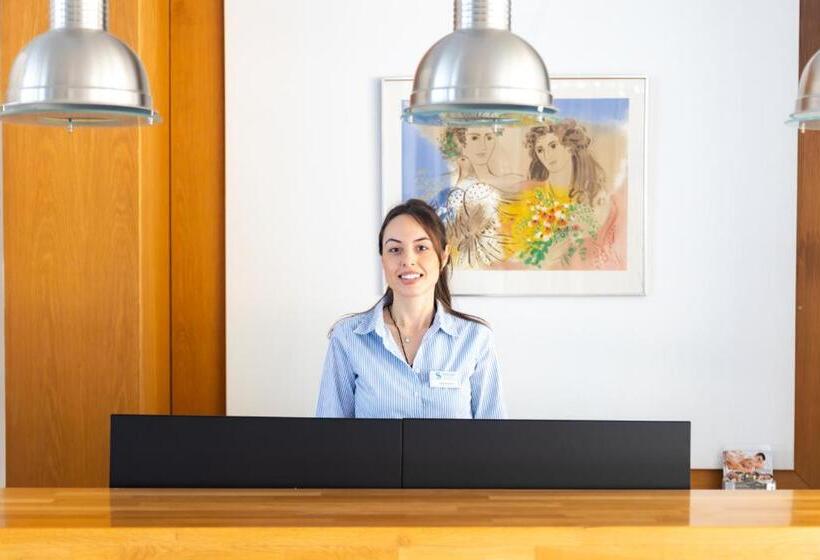 בית מלון כפרי Sissy