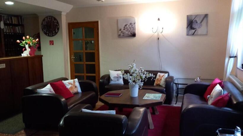 ホテル Síkfőkút