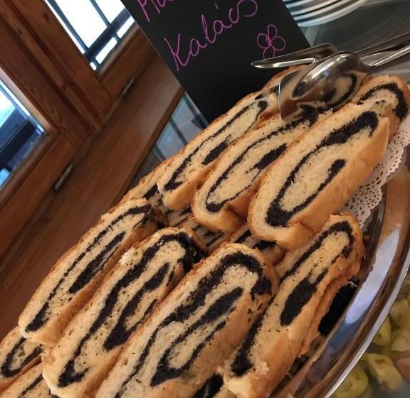 ホテル Síkfőkút