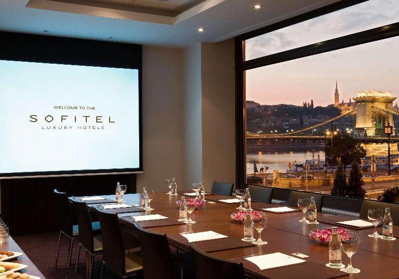 בית מלון כפרי Sofitel Budapest