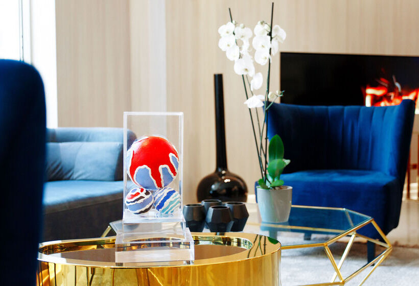 Отель St George Lycabettus Lifestyle