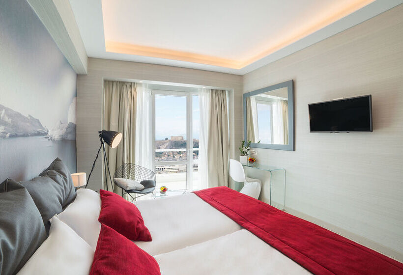 Отель St George Lycabettus Lifestyle