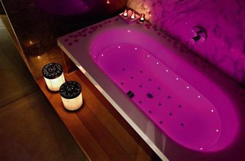 Отель St George Lycabettus Lifestyle