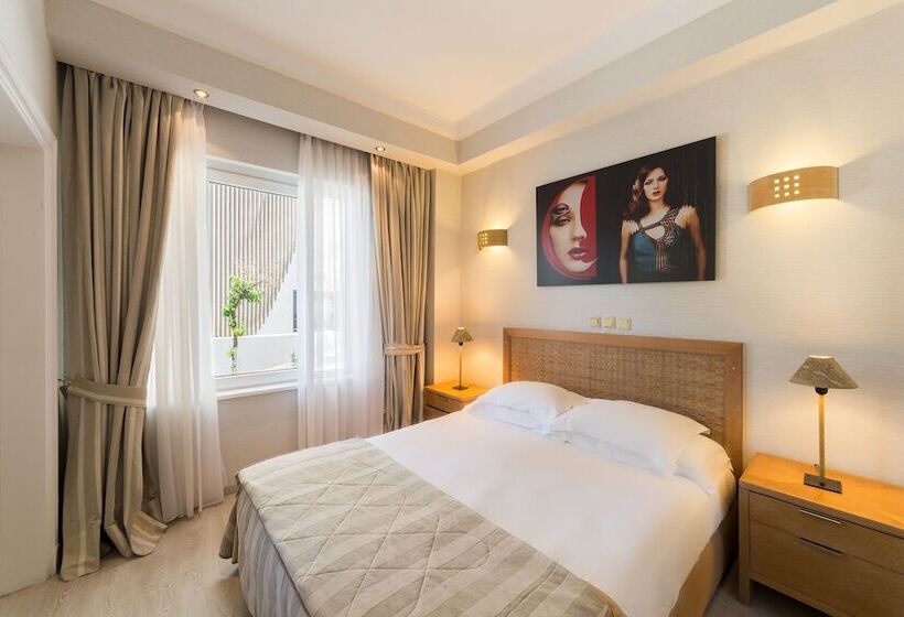 Отель St George Lycabettus Lifestyle