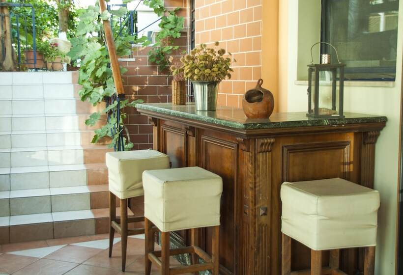 ホテル Stavrodromi