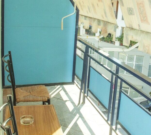 ホテル Stavrodromi