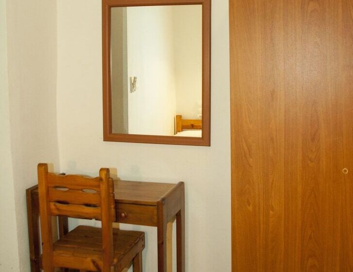 ホテル Stavrodromi