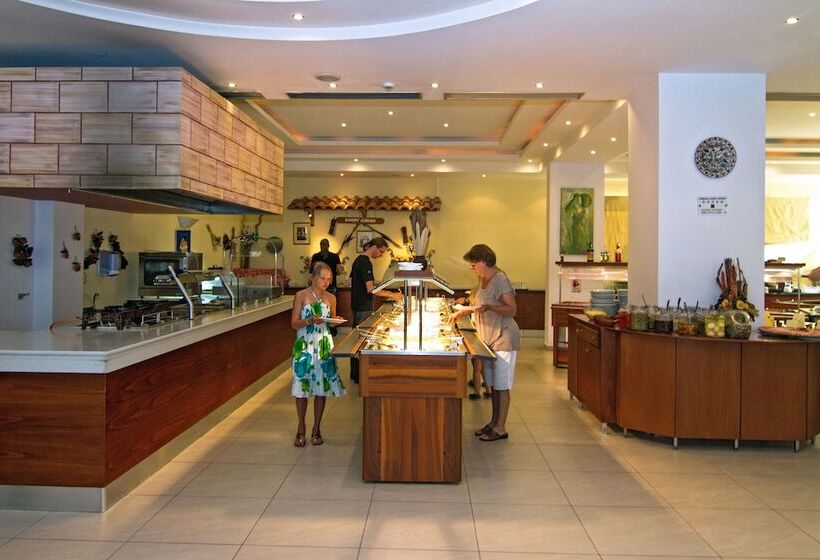 Sun Palace Hotel   All Inclusive