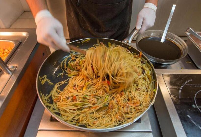 Sun Palace Hotel   All Inclusive