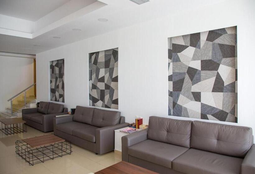 Sun Palace Hotel   All Inclusive