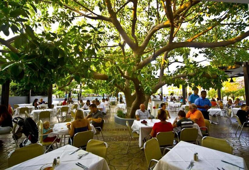 Sun Palace Hotel Resort & Spa