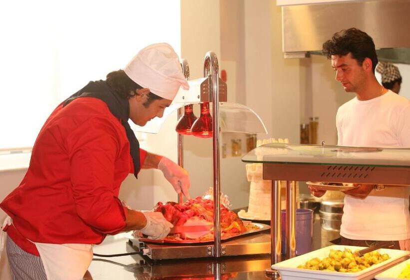 Sun Palace Hotel Resort & Spa