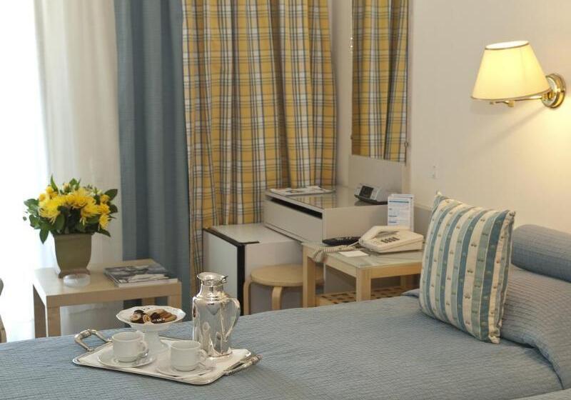 The Park Hotel Piraeus