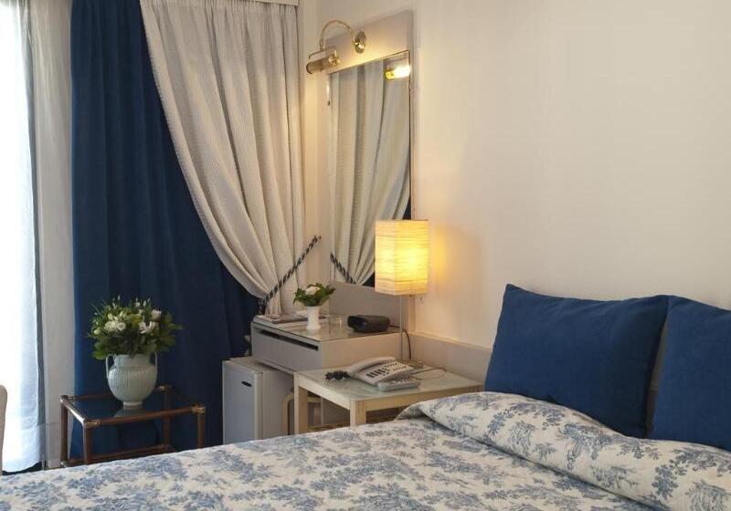 The Park Hotel Piraeus