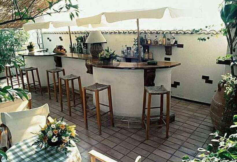 The Park Hotel Piraeus