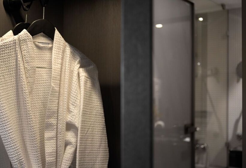 فندق Theartemis Palace