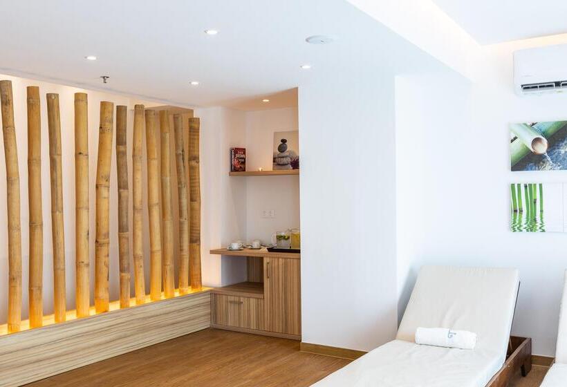 فندق Theartemis Palace