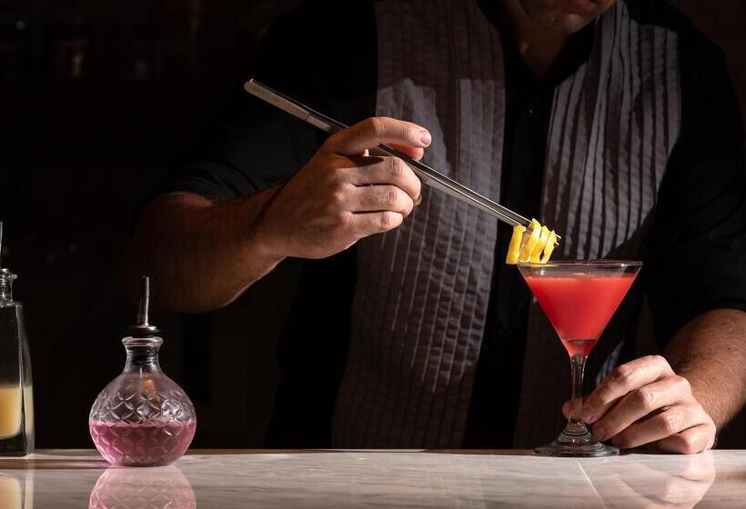 فندق Theartemis Palace