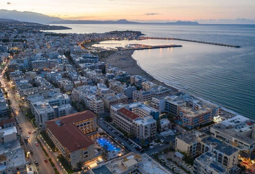 فندق Theartemis Palace