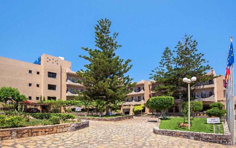 בית מלון כפרי Themis Beach