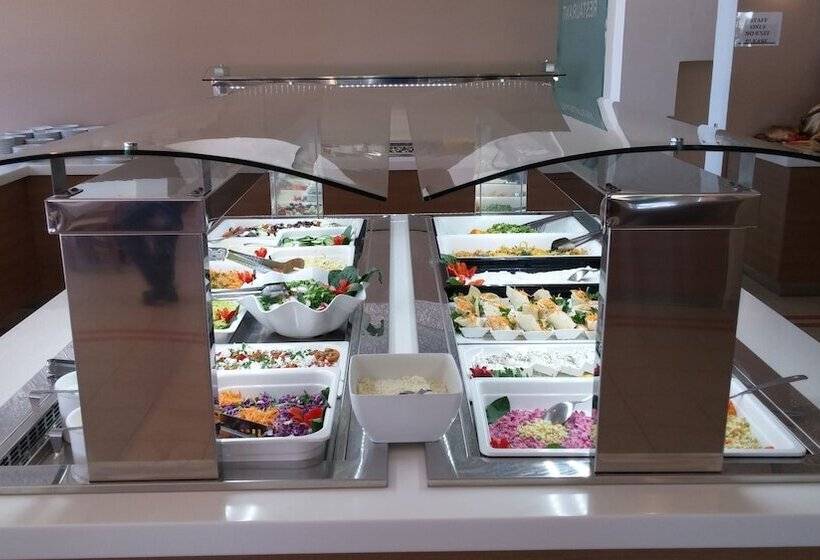 בית מלון כפרי Themis Beach