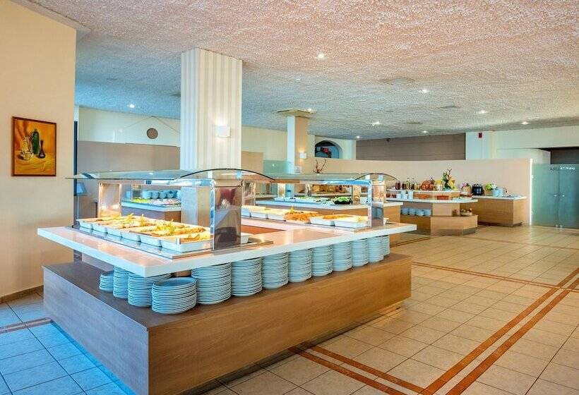 בית מלון כפרי Themis Beach