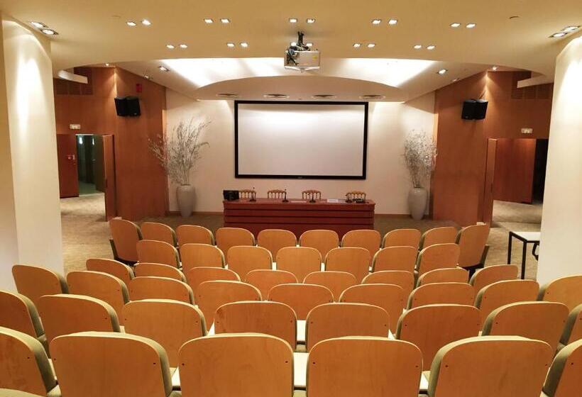 בית מלון כפרי Theoxenia Palace