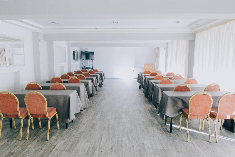 Tzaki Hotel & Restaurant Patras