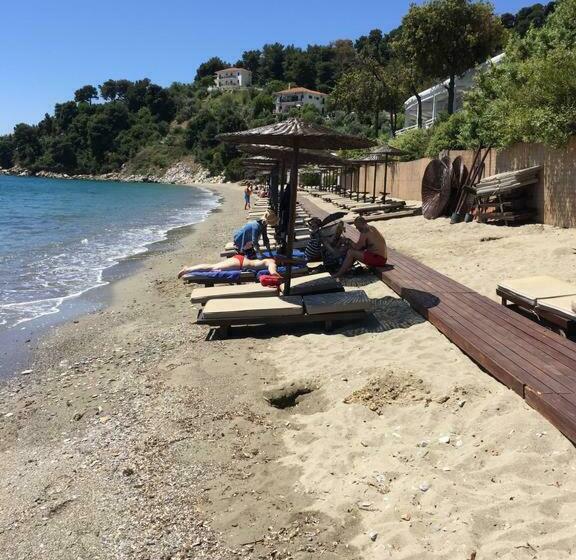 בית מלון כפרי Vassilias Beach