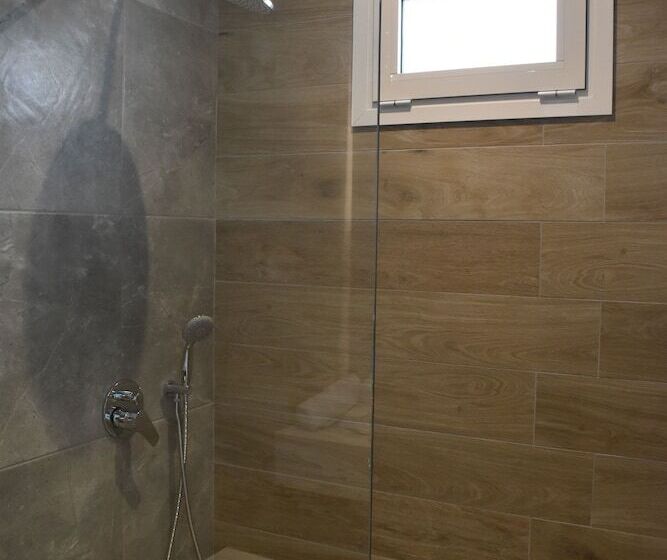 בית מלון כפרי Voula