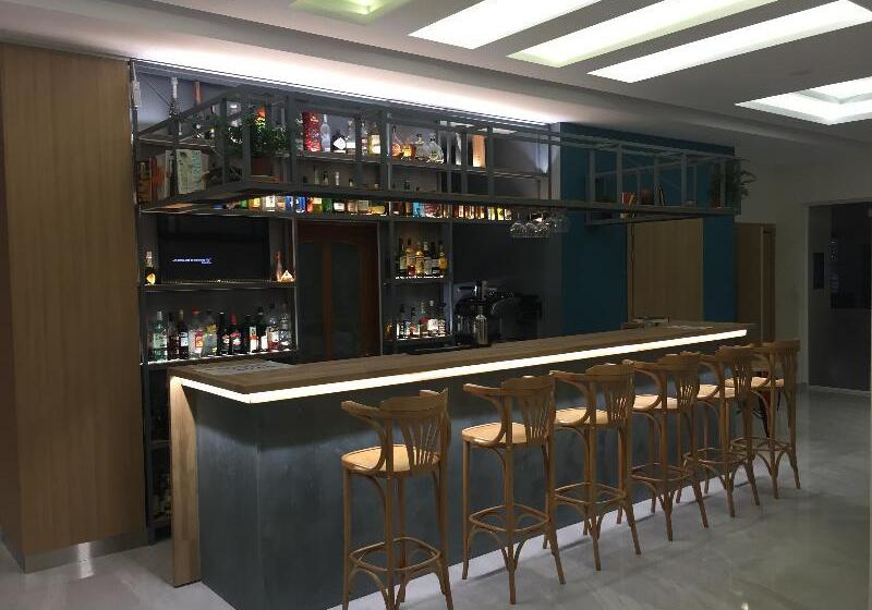 בית מלון כפרי Voula