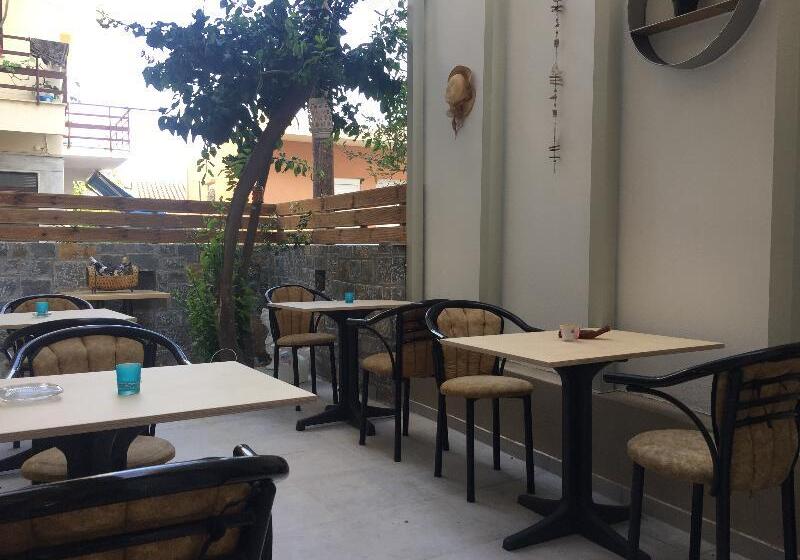 בית מלון כפרי Voula