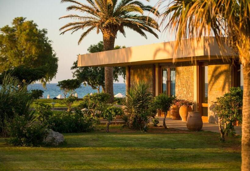 Kernos Beach Hotel & Bungalows