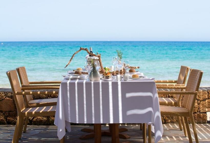 Kernos Beach Hotel & Bungalows