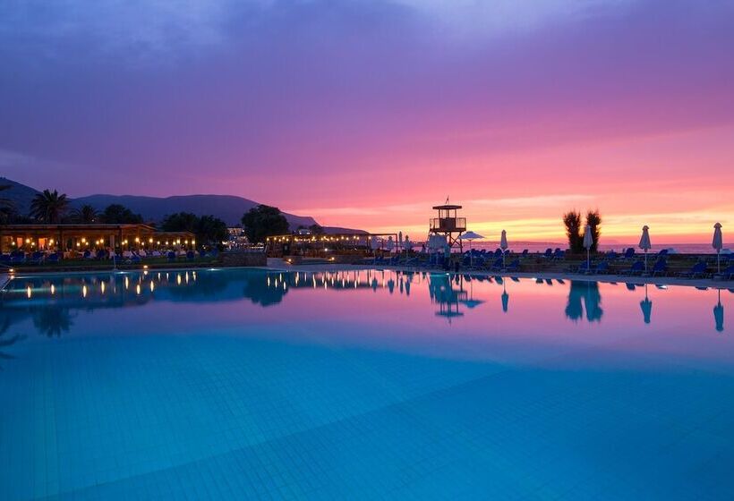 Kernos Beach Hotel & Bungalows