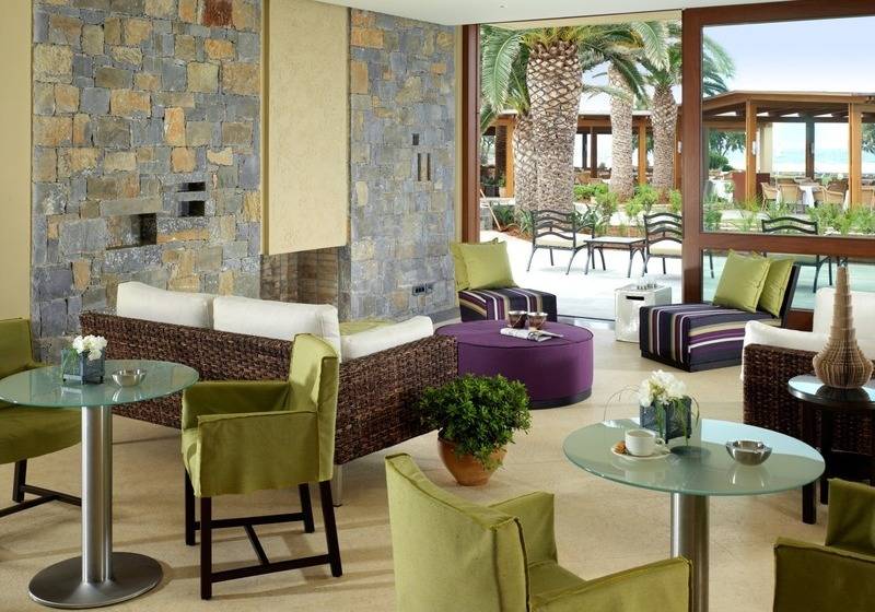 Kernos Beach Hotel & Bungalows