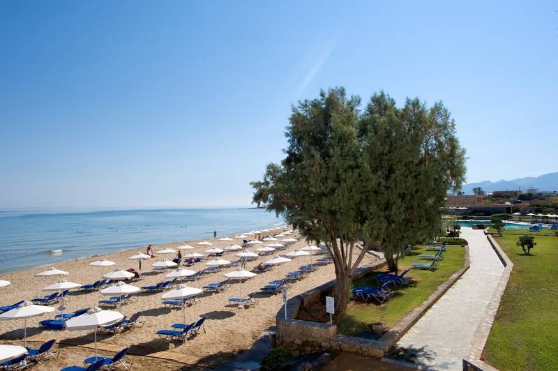 Kernos Beach Hotel & Bungalows