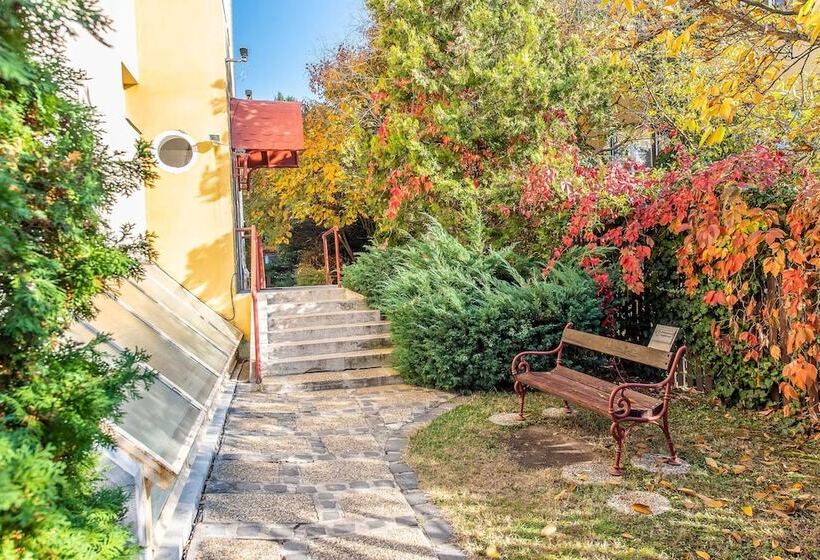 Korona Panzió Budapest