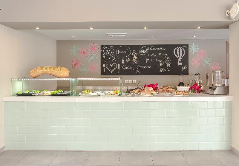 Lavris Hotel & Bungalows