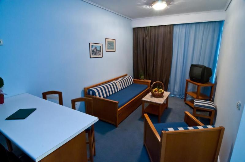 Oasis Hotel Apartments