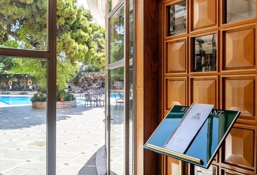 Oasis Hotel Apartments