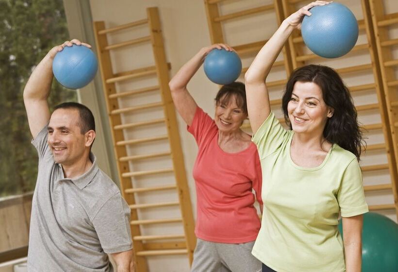 استراحتگاه Ensana Thermal Sarvar