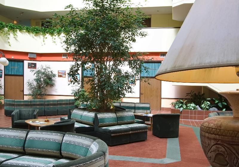 استراحتگاه Ensana Thermal Sarvar