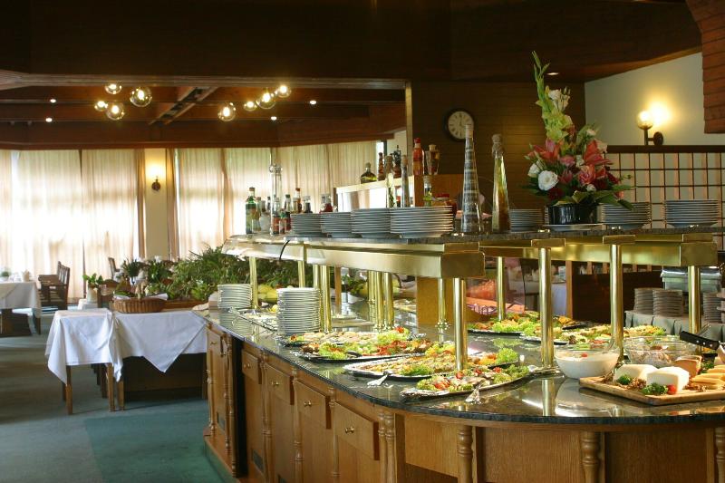 استراحتگاه Ensana Thermal Sarvar