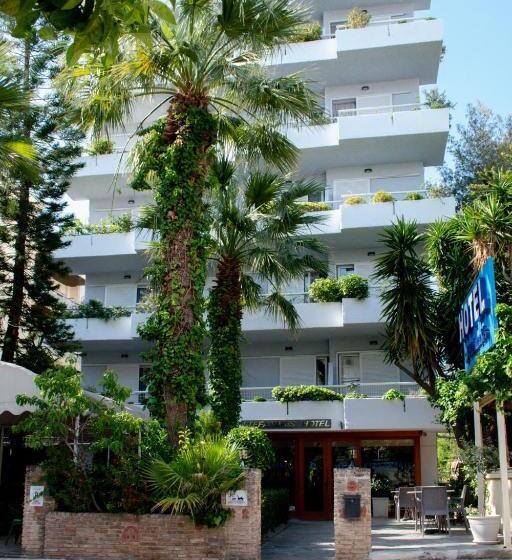 Stefanakis Hotel & Apartments
