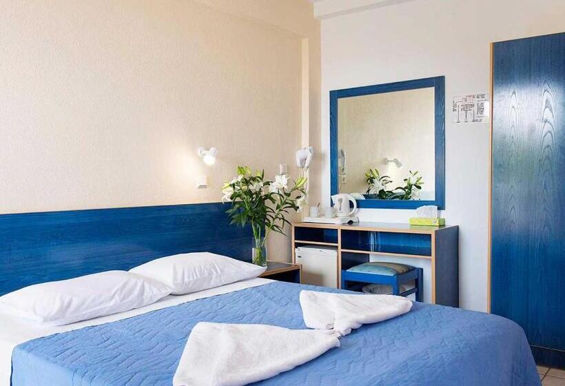 Stefanakis Hotel & Apartments