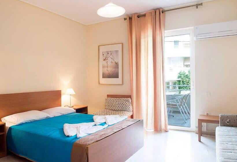 Stefanakis Hotel & Apartments