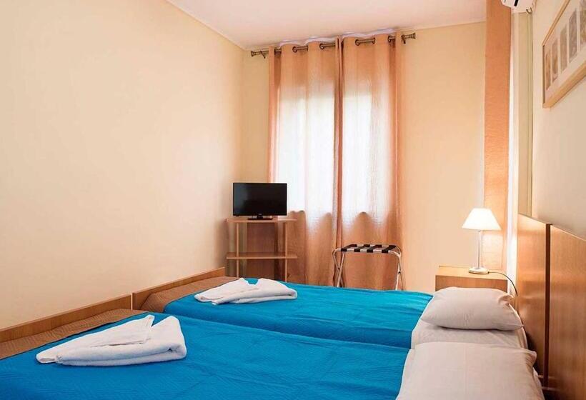 Stefanakis Hotel & Apartments