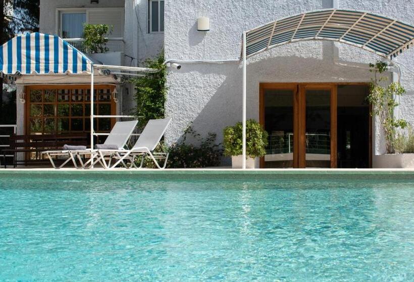 Stefanakis Hotel & Apartments